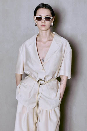 MAISON SPECIAL(メゾンスペシャル)｜Half-Sleeve Sheer Suiting Jacket