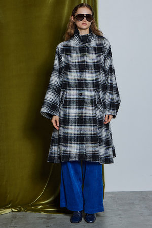 週末セール！MAISON SPECIAL サイドスリットオーバーケープコート MAISON SPECIAL(メゾンスペシャル)｜【予約販売】Cape Coat / ケープ