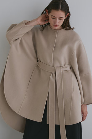 LE PHIL(ル フィル)｜《LE PHIL》ソフトウールリバーポンチョ/ベージュ