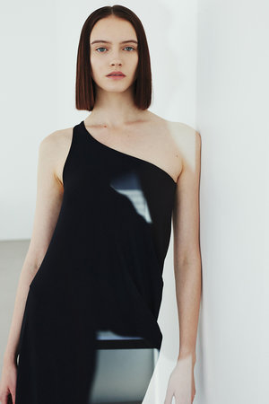 LE PHIL 美品✨ラインオーバーワンピース サイズ１ ブラック LE PHIL 美品✨ラインオーバーワンピース サイズ1 ブラック ◇ライン