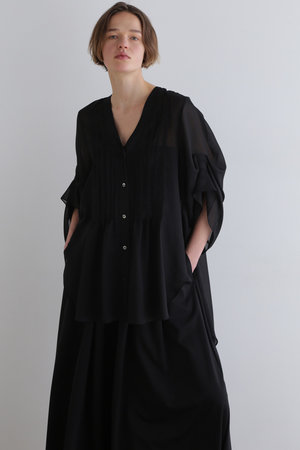 LE PHIL(ル フィル)｜シアータックブラウス/ブラック の通販｜ELLESHOP