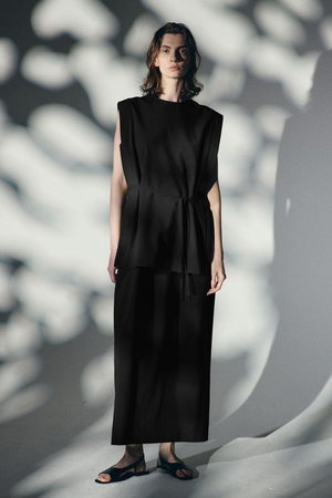 RIM.ARK(リムアーク)｜Square layered dress/ドレス/ブラック の通販