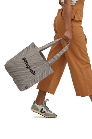 patagonia(パタゴニア)｜【UNISEX】リサイクルマーケットトート/Grey