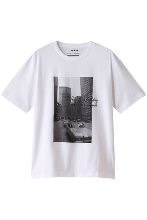 three dots(スリードッツ)｜【UNISEX】グラフィックTシャツ by AKIRA 