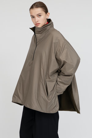 【美品】IIROT タフタナイロンプルオーバー item354133101501-1-2.jpg