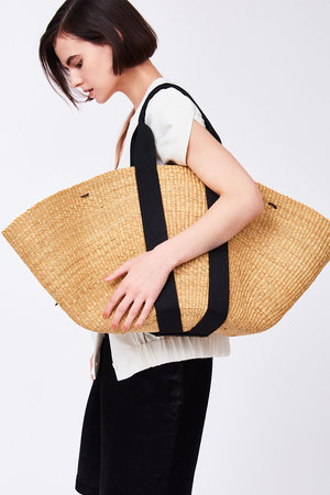 ニコラス・カークウッド リボン バックストラップ 美品✨ スタニングルアーにて ニコラス・カークウッド リボン バックストラップ 美品