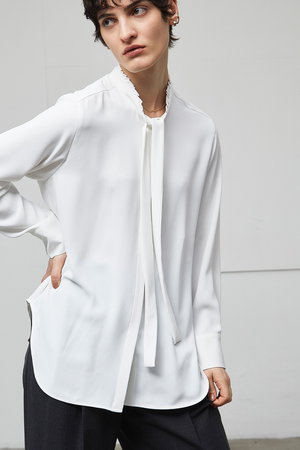 BEIGE，(ベイジ，)｜EVA（エバ）/ボウタイロングスリーブブラウス