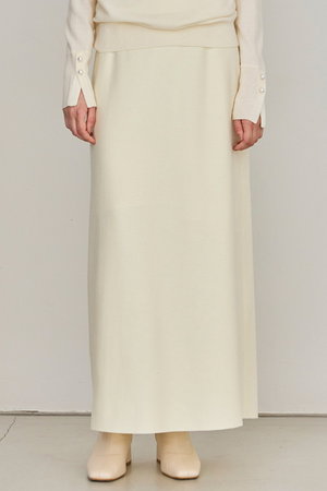 新品タグ付き【BEIGE,】ベイジ　ウール　スカート　日本製　L BEIGE，｜ベイジ，のスカート通販｜ELLE SHOP (エル・ショップ)