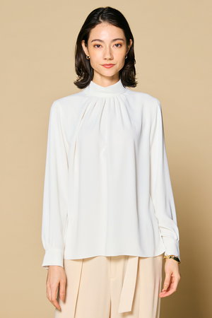 987 新品 BEIGE ベイジ EVA エバ ブラウス プルオーバーシャツ32 BEIGE，(ベイジ，)｜EVA（エバ）/ブラウス/White の通販｜ELLESHOP