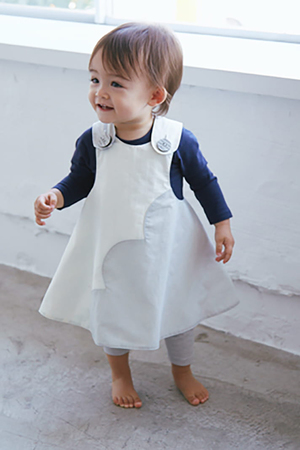 新品未使用！マールマールお食事エプロン　grey gizagiza MARLMARL - 新品同様 マールマールお食事エプロン painter2grey