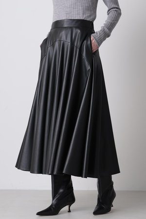 hueLe Museum(ヒューエルミュージアム)｜【hLM】レザーライクフレア