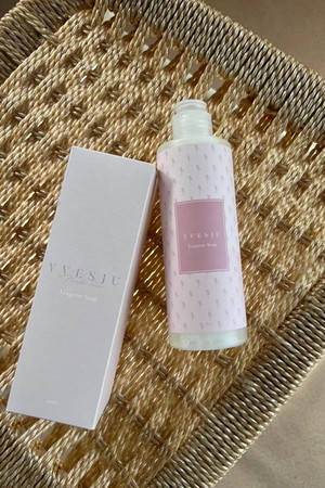 YVESJU(イヴジュ)｜ランジェリーソープ/- の通販｜ELLESHOP・(エル