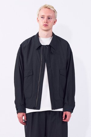 YOKE(ヨーク)|【UNISEX】ウールナイロン フライトジャケット/ブラック YOKE(ヨーク)|【UNISEX】ウールナイロン フライトジャケット/ブラック
