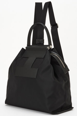 ▽美品イアクッチ IACUCCI ソルベット IACUCCI(イアクッチ)｜ソルベット BP NYLON/RUGA/ブラック の