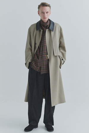 CULLNI(クルニ)｜【UNISEX】ウールギャバジンタイロッケンレザーカラー