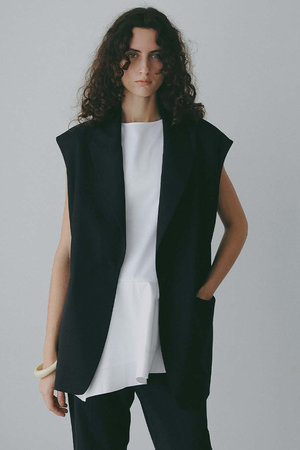 HER.(ハー)｜パワーショルダージレ/ブラック の通販｜ELLESHOP・(エル
