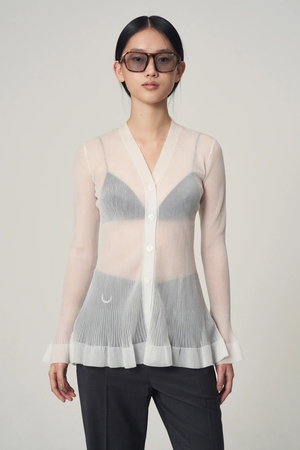Venica(ヴェニカ)｜sheer flare pleats knit cardigan/WHT の通販