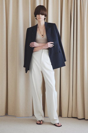 パンツ venica Highwaist cocoon pants ivory Venica(ヴェニカ)｜hightwaist coccon pants/IVY の通販｜ELLESHOP