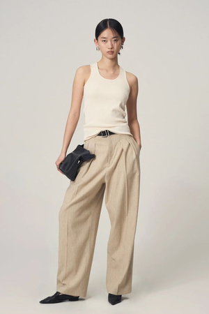Venica(ヴェニカ)｜double tuck cocoon pants/TBEG の通販｜ELLESHOP