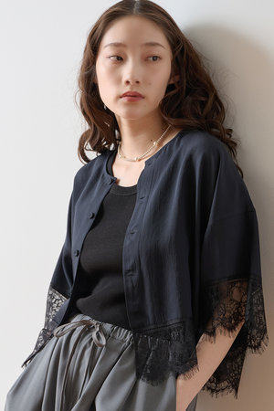 TIARA(ティアラ)｜レースヘムTブラウス/ネイビー の通販｜ELLESHOP 