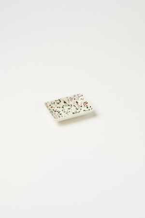 IITTALA(イッタラ)｜ヘレ A7プレート 7x10cm/ピンクグリーン の通販