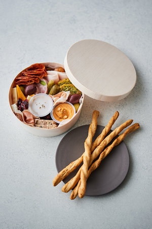 お文具様☆専用 L'Appartement AMERICANA Fooded アンティークプレート サンタマン 419 A — Loane Interior
